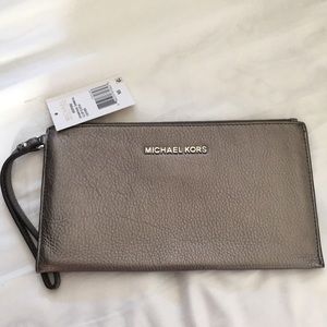 Michael Kors Clutch